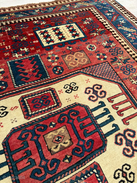 Caucasian Karachop Rug. Circa 1870. Size 180 x 220 cm.

Please send me direct mail.

emreaydin10@icloud.com

Instagram - @emreaydinrug                 