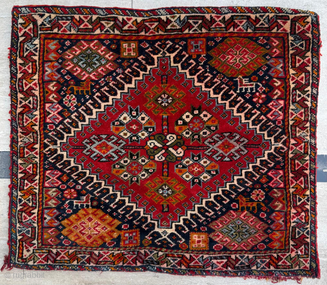 Late of the 19th century Persian bagface. Size 54 x 92 cm.
Please send me direct mail.

emreaydin10@icloud.com

Instagram - @emreaydinrug
               