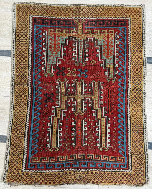 Mid 19th Century Konya Prayer Rug, size 97 x 121 cm. Please send me direct mail.
emreaydin10@icloud.com
Instagram - @emreaydinrug