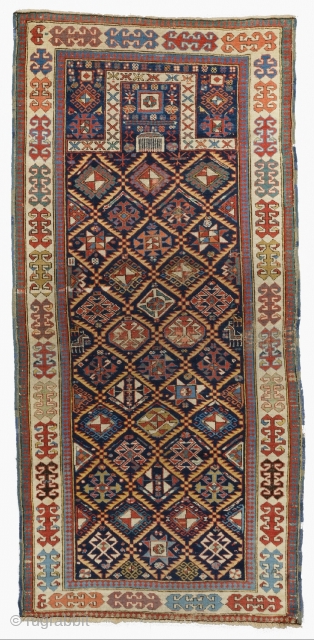 Middle of the 19th Century Caucasian Akstafa Prayer Rug İn Good condition. Size 87 x 182 cm
Please send me directly mail. emreaydin10@icloud.com           
