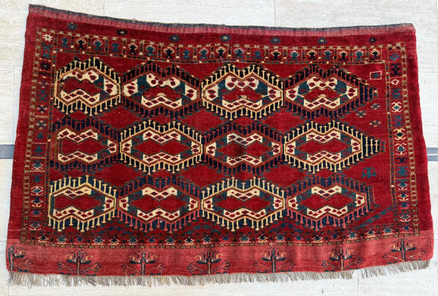 Circa 1870 Ersari Chuval, size 90 x 144 cm. Please send me direct mail.
emreaydin10@icloud.com
Instagram - @emreaydinrug