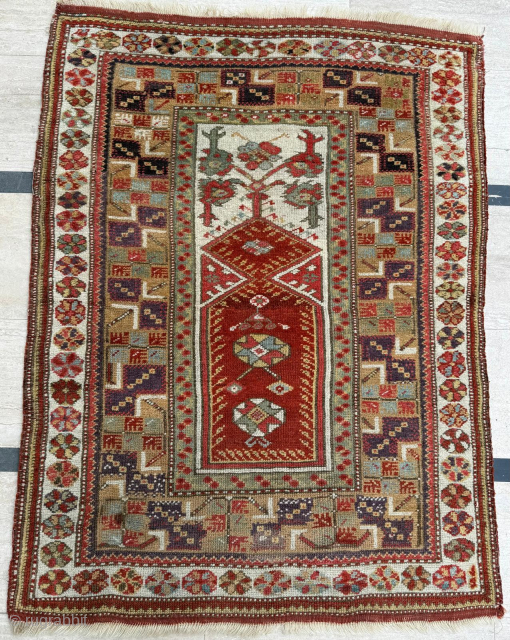 Mid 19th century Milas Prayer Rug. Size 102 x 130 cm. Please send me direct mail.

emreaydin10@icloud.com

Instagram - @emreaydinrug               