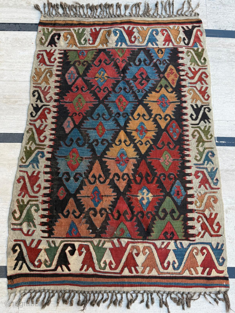 Early 19th Century Sivrihisar Kilim, size 95 x 137 cm. Please send me direct mail.
emreaydin10@icloud.com
Instagram - @emreaydinrug