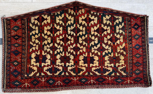 Mid 19th century Yomud Asmalyk. Size 67 x 114 cm. Please send me direct mail.
emreaydin10@icloud.com
Instagram - @emreaydinrug