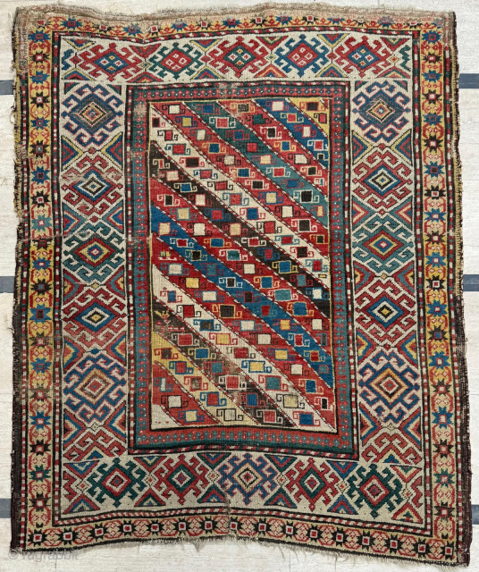 Late 19th Century Gendje Rug, size 133 x 155 cm. Please send me direct mail.

emreaydin10@icloud.com

Instagram - @emreaydinrug                