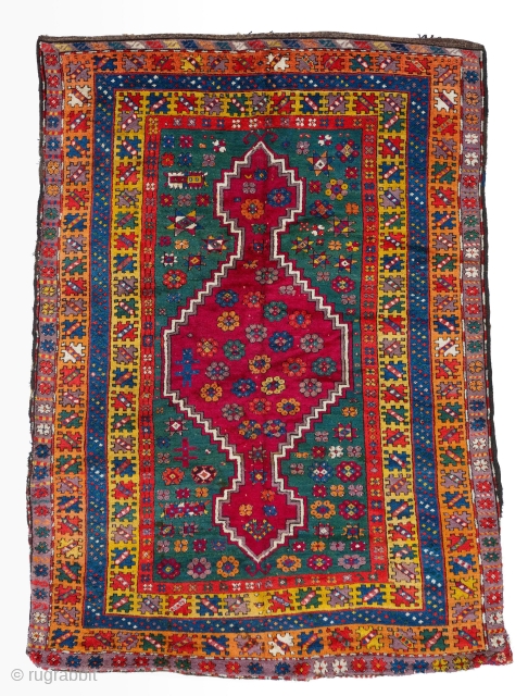 Early 19th Century Kurdish Rug

Size : 140 x 198 cm

Please send me directly mail. emreaydin10@icloud.com                  