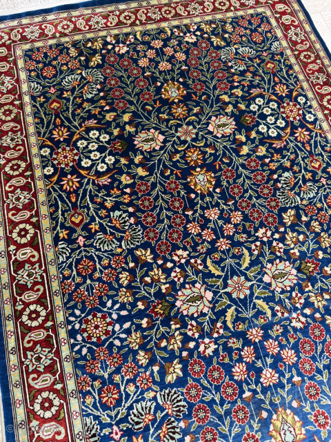 Mid 20th century Pure Silk Kayseri Rug. Great condition. Size 75 x 112 cm. Please send me direct mail.
emreaydin10@icloud.com
Instagram - @emreaydinrug
