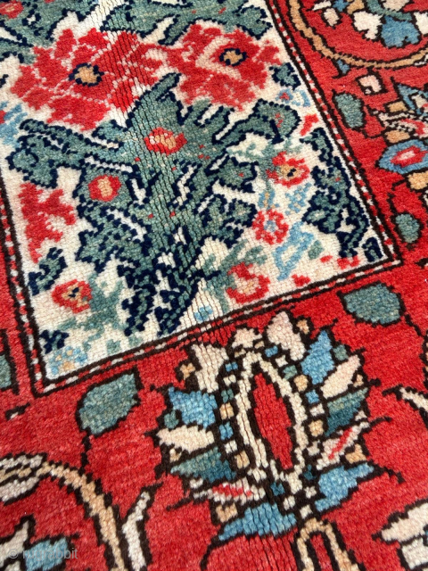 Late 19th Century Melayer Bag, Size 50 x 55 cm. Please send me direct mail. 

emreaydin10@icloud.com

Instagram : @emreaydinrug               