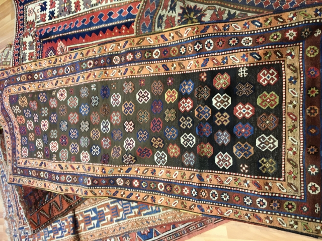 Shahsewan long rug                              