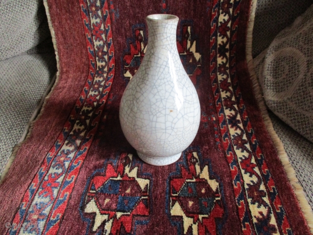 Ching period (probably Chien Lung period) copy of Song period Craquelure vase.

sourced from an Irish Country House Sale. In the family since the late 19th.cent.
Reasonable        