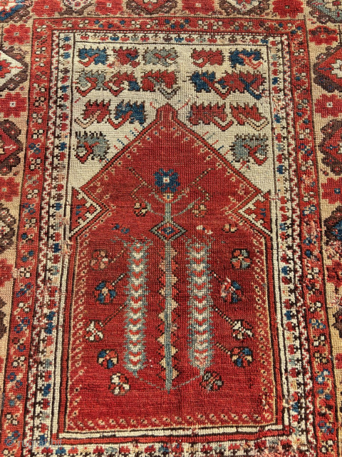 Mid 19th Century Milas Prayer Rug. Size: 105 x 130 cm.                      