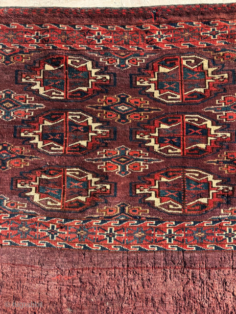 Mid 19th Century Yomud Chuval. Size: 80 x 129 cm