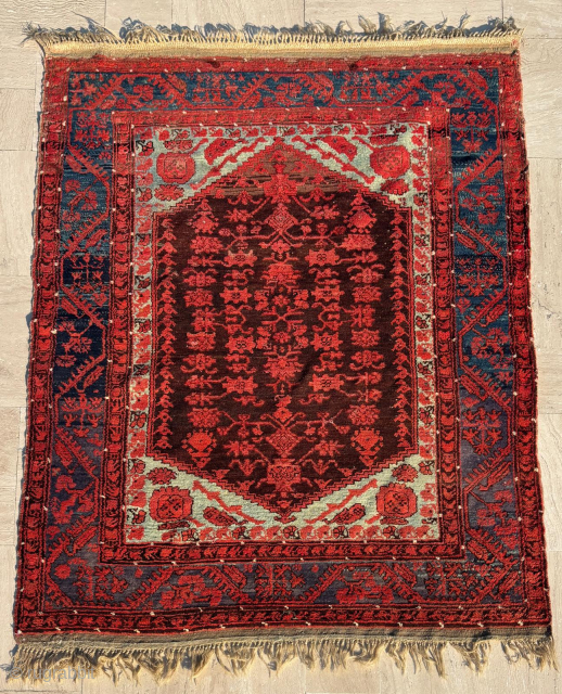 Circa 1880 Komurcu Kula Rug. Size 143 x 185 cm