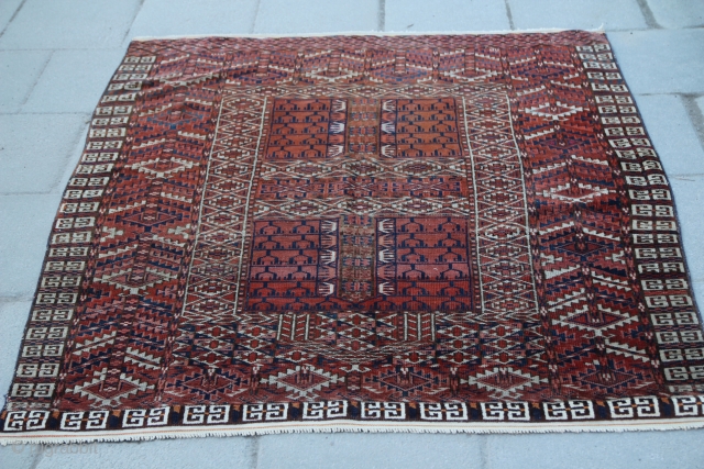 Antik Hatchli
Rewoven ends
Condition Worn
Size: 145cm x 120cm                          