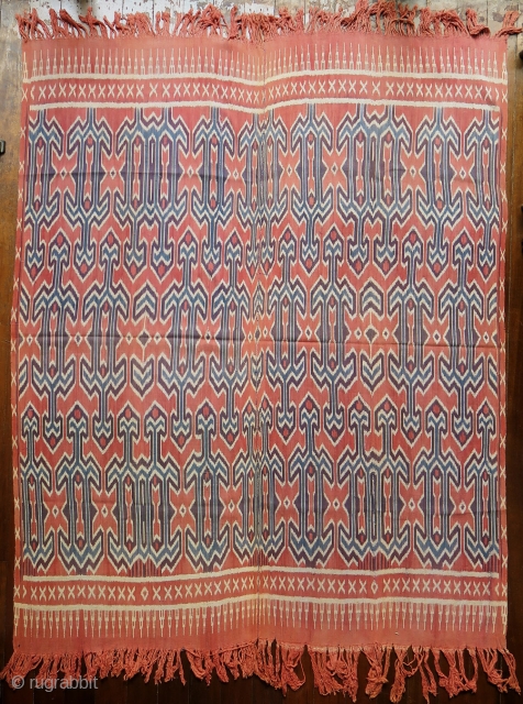 Sulawesi | Toraja Funeral Shroud or Hanging (Sekomandi)

Indonesia, central Sulawesi, Galumpang district, 1970s

Handspun cotton, natural and commercial dyes, warp ikat

A graphic funeral shroud (sekomandi) made by the Toraja people in the Galumpang  ...