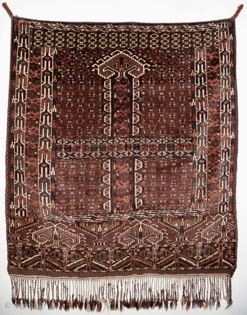 Turkmen ensi Yomut. Late 19th century. 158cm x 150cm                        