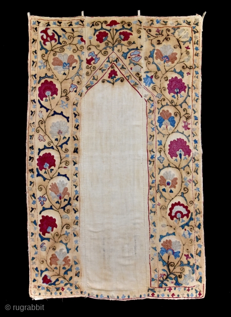 Silk embroidered Uzbek suzani prayer panel. c. 1900. 126x 77cm
                       