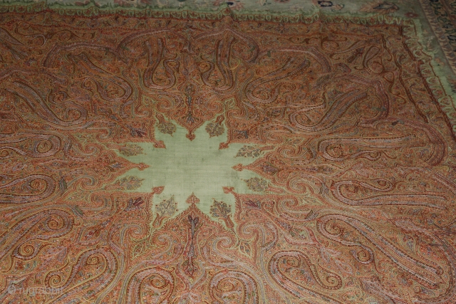 antique kashmiri square awesome design                            