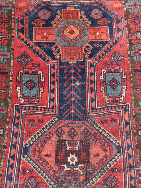 East Anatolian keyhole rug, nice color and classic design.                        