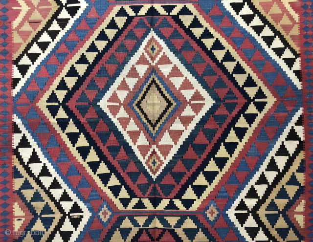 Caucasian Sahnazar Kilim Size 157x192 cm / 5'2'' x 6'3''                       