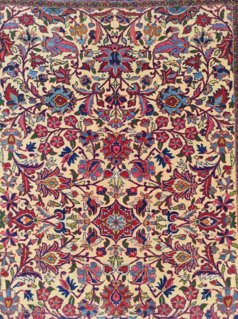 Very Fine Quality Antique Keshan Rug

Size : 135 x 205 cm 

Please contact me directly : alpagutrugs@gmail.com                