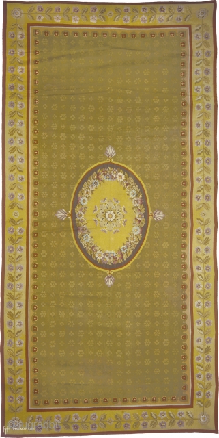 Antique French Aubusson Rug
France ca.1920
19'10" x 9'8" (605 x 295 cm)
FJ Hakimian Reference #02066
                   