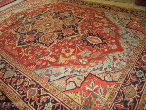Antique Persian Heriz, Serapi  Circa 1910 Rug.

stunning colors and design antique persian heriz ,serapi rug. condition excellent for the age .no repair all original. size 12'2''x8'9''.      