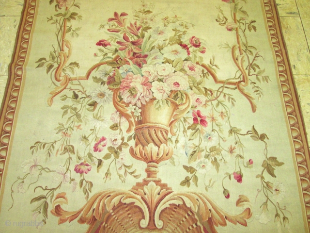 Awesome 19Th Century Aubusson Tapestry .

size 11'7''x4'.

condition  great .like new rug.                     