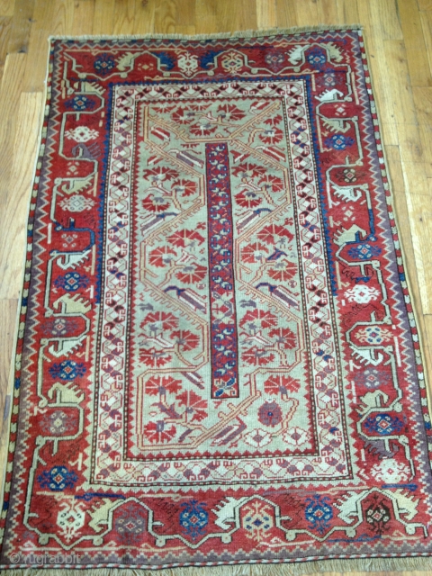 MAGNIFICENT MELAS
VERY UNUSUAL SIZE
2'10 BY 4'3 FT
BEAUTIFUL COLORS
MELAS DOESN'T COME IN THIS SIZE IN GENERAL
NOT EVEN ONE KNOT MISSING IN THE FIELD
THE CENTER IS UNTOUCHED,NO RESTORATION
       