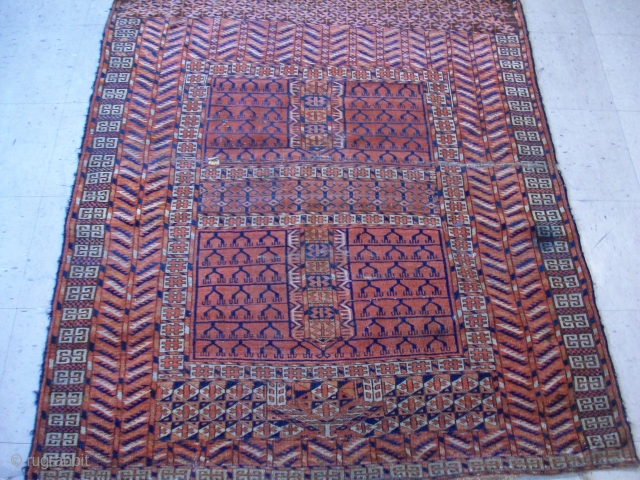 Nice Turkoman rug...5'1 by 4'1                            