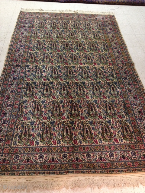 VERY FINE KERMAN RUG WITH BOTEH DESIGN
EXCELLENT CONDITION
NO REPAIRS,NO SMELL,NO WORN AREAS
THE SIZE IS 5'3 BY 8'7 FT               