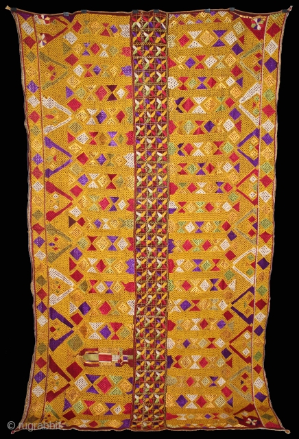 Phulkari From East(Punjab) India Called As Darshan Dwar.Very Rare Pattern.Extremely Fine Phulkari.Its Size is W-138cm X L-235cm.(DSL02720).                