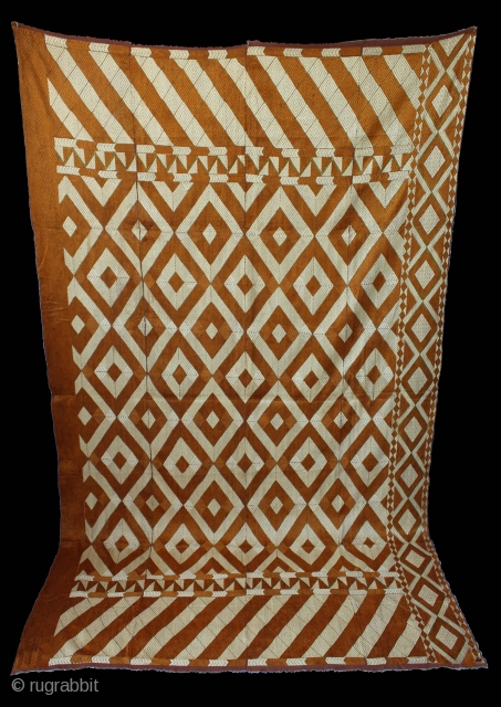 Rare Antique Bagh from West (Pakistan) Punjab India Called As Patang Bagh. Rare Design.Extremely Fine Phulkari. Perfect condition.(DSE00900).               