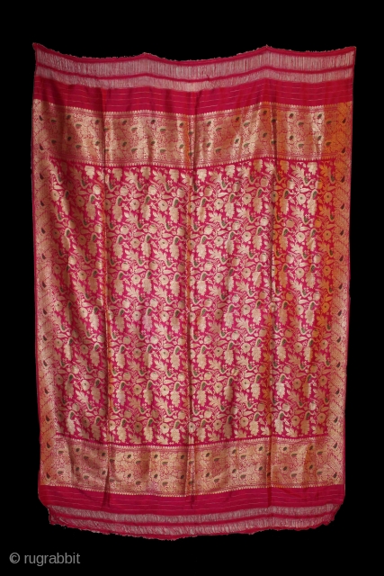 Odhni Zari Brocade(Real Silver and Gold) from Jamnagar Gujarat India.Textile for a Odhni in pink silk and brocade woven.Very Rare Piece.Its size is 144cm x 173cm. Perfect Conditions.(DSC00940).     