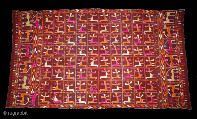 Phulkari From East(Punjab)India Called As Moor(Peacock) phulkari.Rare Figure Design.Floss Silk on Hand Spun Cotton khaddar Cloth.(DSL05130).                 