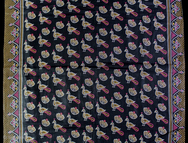 Vintage Roller Print Yardage on Cotton From Kutch Gujarat India.Manchester England made for Indian Market.Its size is 75cm X 377cm.Perfect Condition.(DSE01870)            