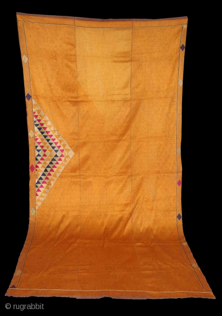 Vari-Da-Ghunghat-Bagh from West (Pakistan) punjab India Called As Panch Ranga Ghunghat. One of the rare design in Indian Phulkari.(DSC01320).              