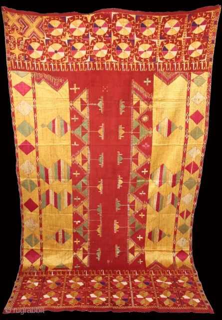 Sarpallu Phulkari from East (Punjab)India called As Sarpallu. One of the rare design in Indian Phulkari.(DSE01330).                 