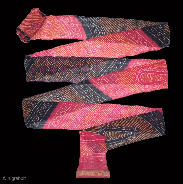 Turban(Pagh) Tie and Dye,Worn During the Monsoon Fine Cotton Mull-Mull.C.1900.Royals Family Rajasthan India.Length 15 to 18 miter.(DSL03810).                