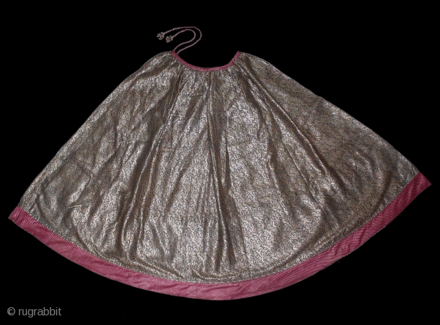 khinkhab Zari Brocade (Skirt) Real Silver work.Royal Family of Rajesthan India.Made to order for some Royal Rajput Family.Its size is L-90cm x R-344cm.(DSC01340).          