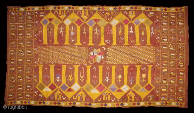 Phulkari From East (Punjab) India Called As Darshan Darwaja Phulkari.One of the rare design in Indian Phulkari.Its Size is 130cm X 234cm.(DSE02670).           