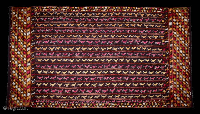 Folk Phulkari From East(Punjab)India.C.1900.Rare Birds Design.Floss Silk on Hand Spun Cotton khaddar Cloth.(DSL03450).                    