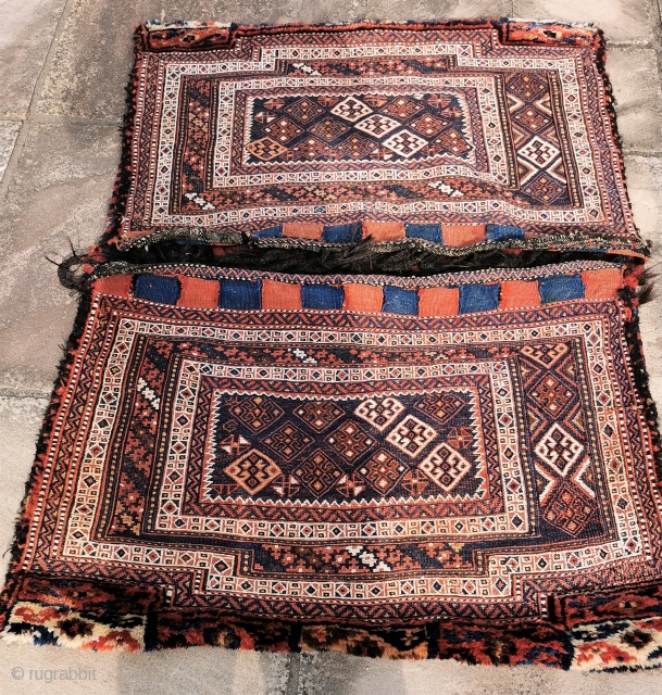 Complete Baktiari/Luri tribal khorjin, great condition, good colours
52in by 37in                       
