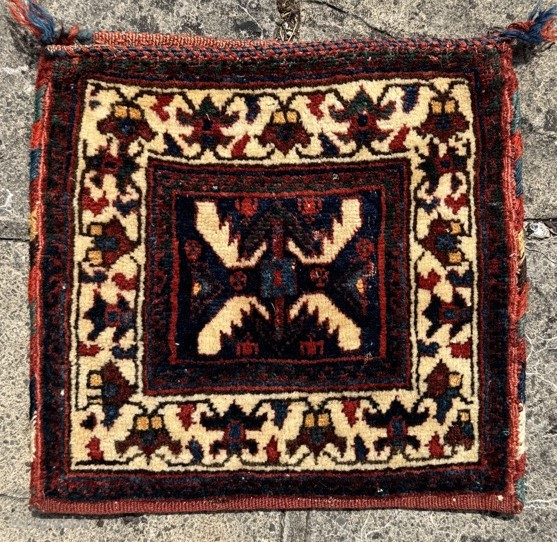Small antique Kamseh bag, with decorative back
0.38m by 0.40m
Contact gene@heritage-antique-rugs.com for more pics, price etc
WhatsApp +44 (0)7803341863