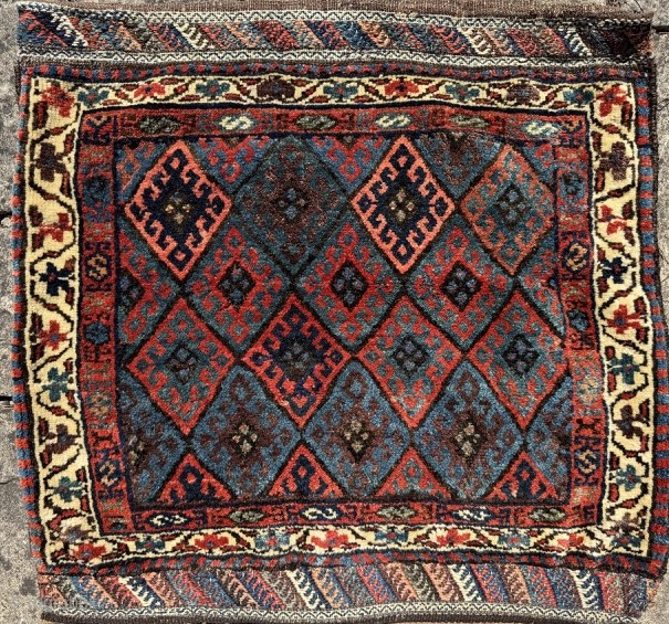 Large Jaf bag, complete, in full pile
0.80m by 0.78m

Contact gene@heritage-antique-rugs.com for more pics, price etc 
WhatsApp +44 (0)7803341863

               