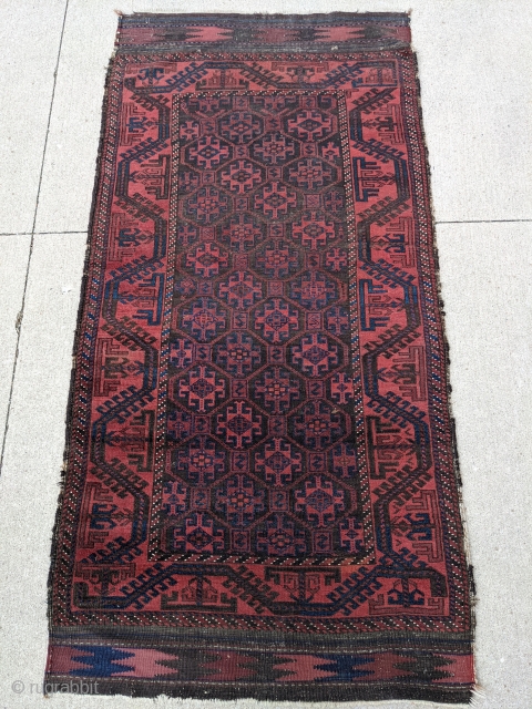 Antique Baluch rug with original kilim ends and sides. 3'2" x 6'6" or 97 x 198cm. Great pile and no holes. Wonderful piece with solid natural dyes. Sides could use rewrapped in  ...