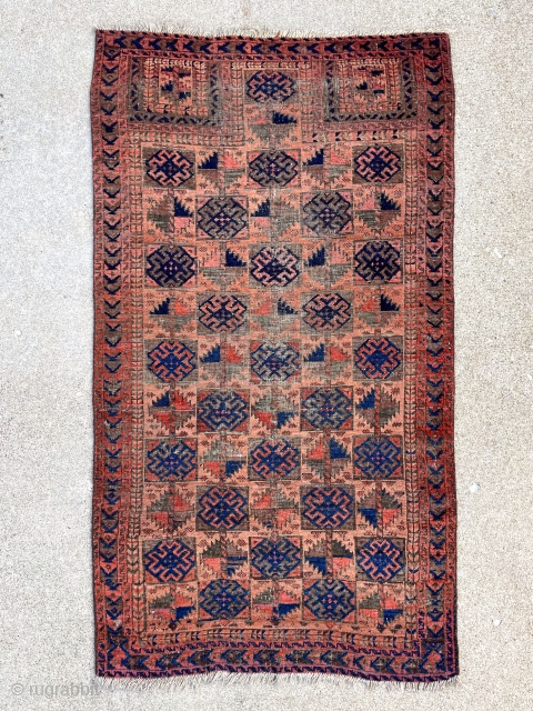 Good, old Baluch prayer rug with some nice subtle colors. 4'9" x 2'8" or 145 x 82cm. The rugrabbit messaging system is still spotty. Contact me at: steven.malloch@gmail.com or gerrerugs@gmail.com   