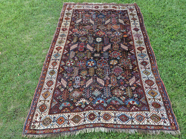 Antique Shekarloo / Shekarlu. Overall in good condition and washed. It has some good weight (good pile). All good, well saturated dyes with a dark blue field and a few animals here ...