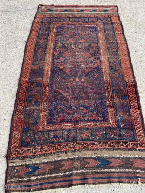 Antique Timuri Baluch rug with complete kilim ends. 3'0" x 5'9". Much of the wear is from oxidized browns.              