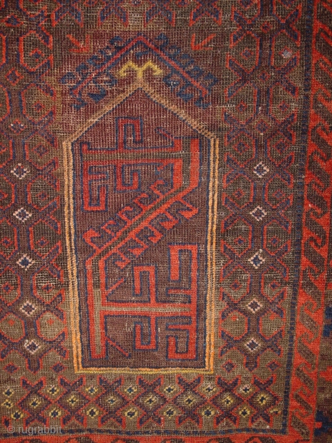 1880 fine baluch prayer rug, some corosion, great natural colors, original kelimendings and original fine selvedges, no repairs
93x140cm
3.1x4.7ft               